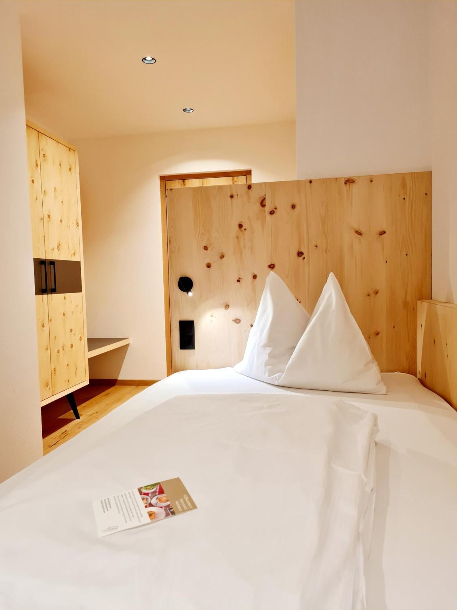& Schmuckhof Hotel 3*