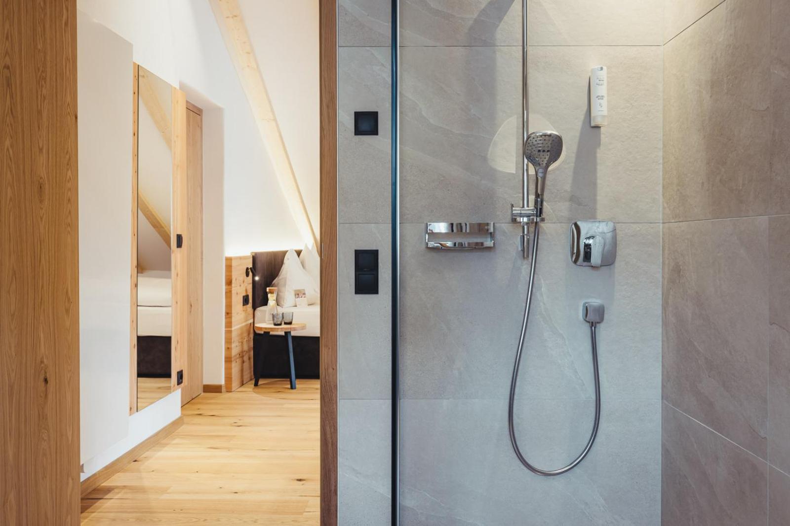 Hotel & Schmuckhof 3*